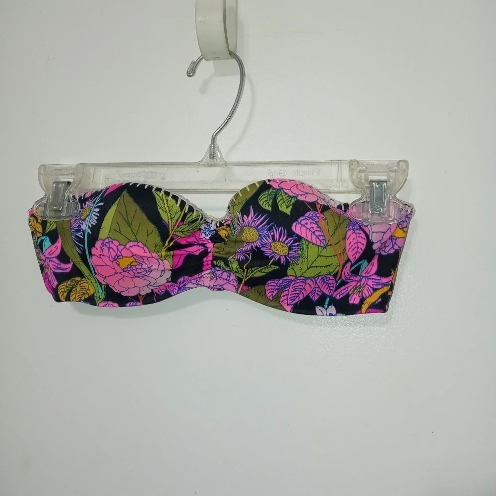 Victoria's Secret The Flirt Bandeau Floral Embroidered Strapless Bikini top